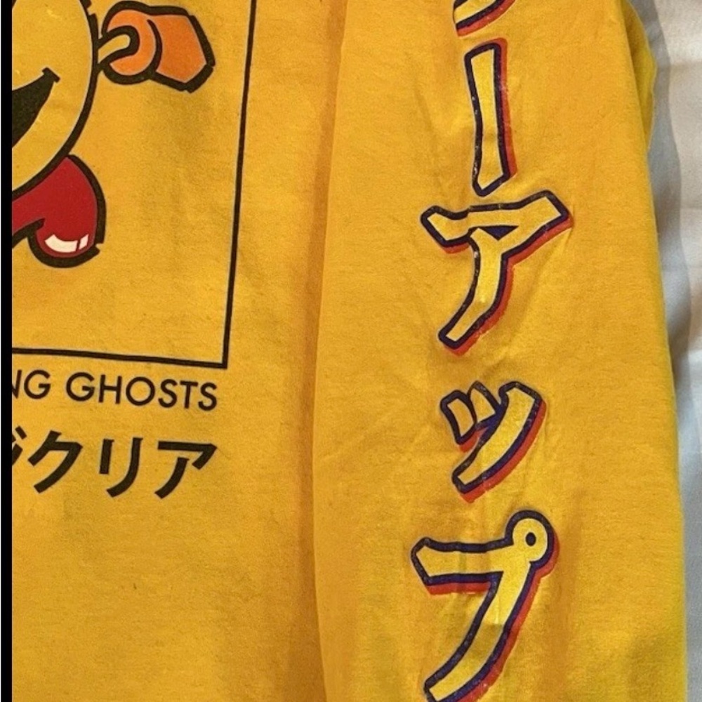 Pacman VTG Style Arcade TShirt Yellow Mens Small Graphic Print Front and Sleeves - Picture 4 of 10